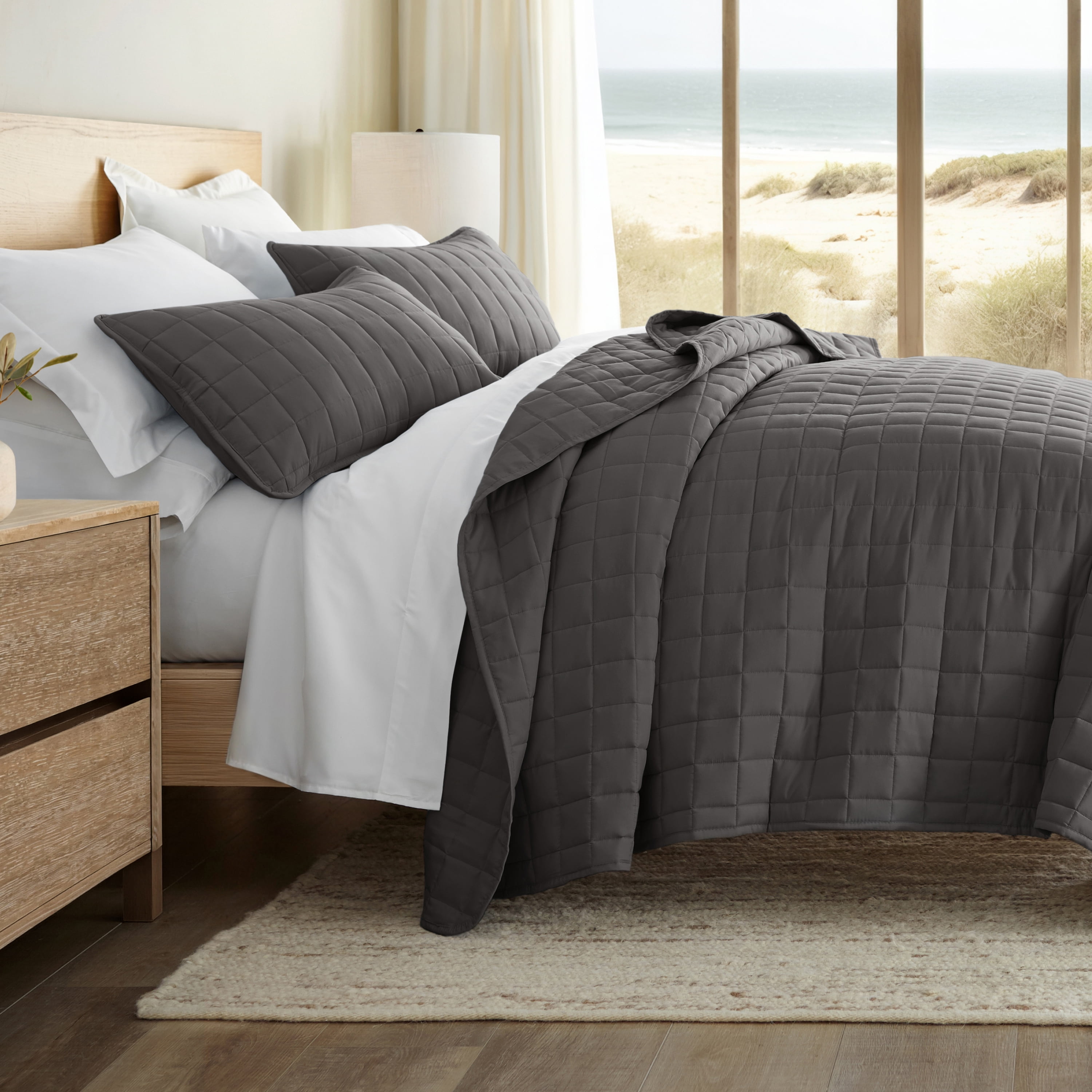 Noble Linens Gray Square Pattern Quilted Coverlet Set, Twin / Twin XL