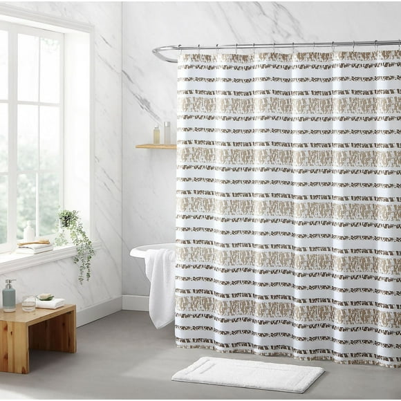 1 rideau de douche en tissu rayé.
