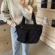 thumbnail image 5 of Bolso Mano Acolchado para Mujer Hombro Gran Capacidad Viajes, 5 of 9