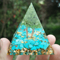 thumbnail image 4 of Mini pirámide de cristal natural, generador de energía, cuarzo, amatista, curación espiritual, cristal, chakra, pirámide de resina, 4 of 6