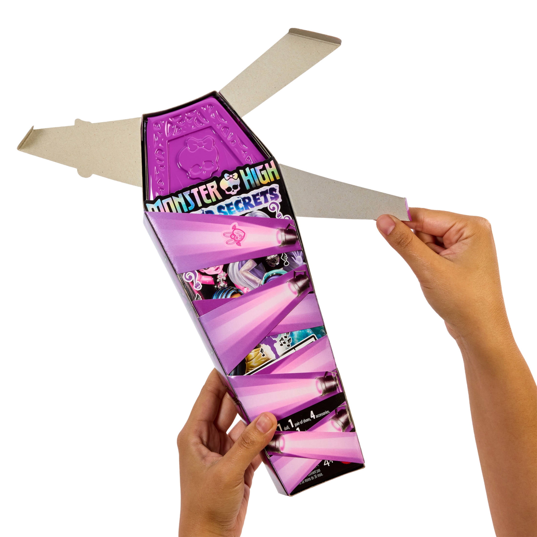Monster High Buried Secrets Surprise Dolls with Courtside Fang-Out Theme (Characters May Vary)