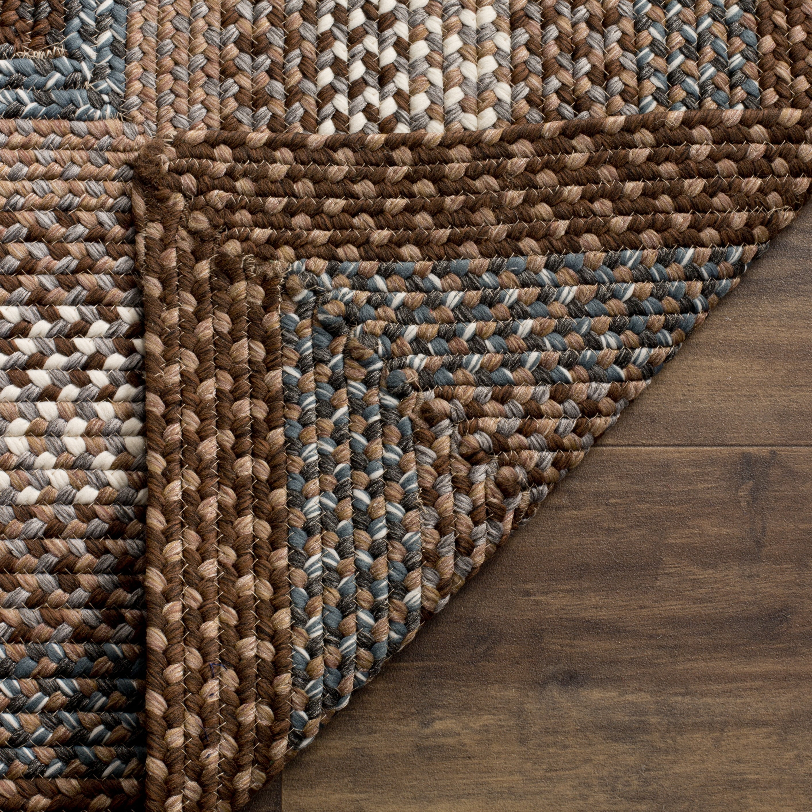 Safavieh Braided Angel Bordered Machine Washable Reversible Runner Rug, Brown/Multi, 2'3" x 16'
