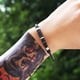 thumbnail image 4 of Pulsera Hombre Cuero Acero Inoxidable Pulsera Trenzada Plata Abalorios Resistentes al Agua y Cierre Acero Inoxidable Grabado Hipoalergénico Idea Regalo para Hombre Cumpleaños Navidad, 4 of 5