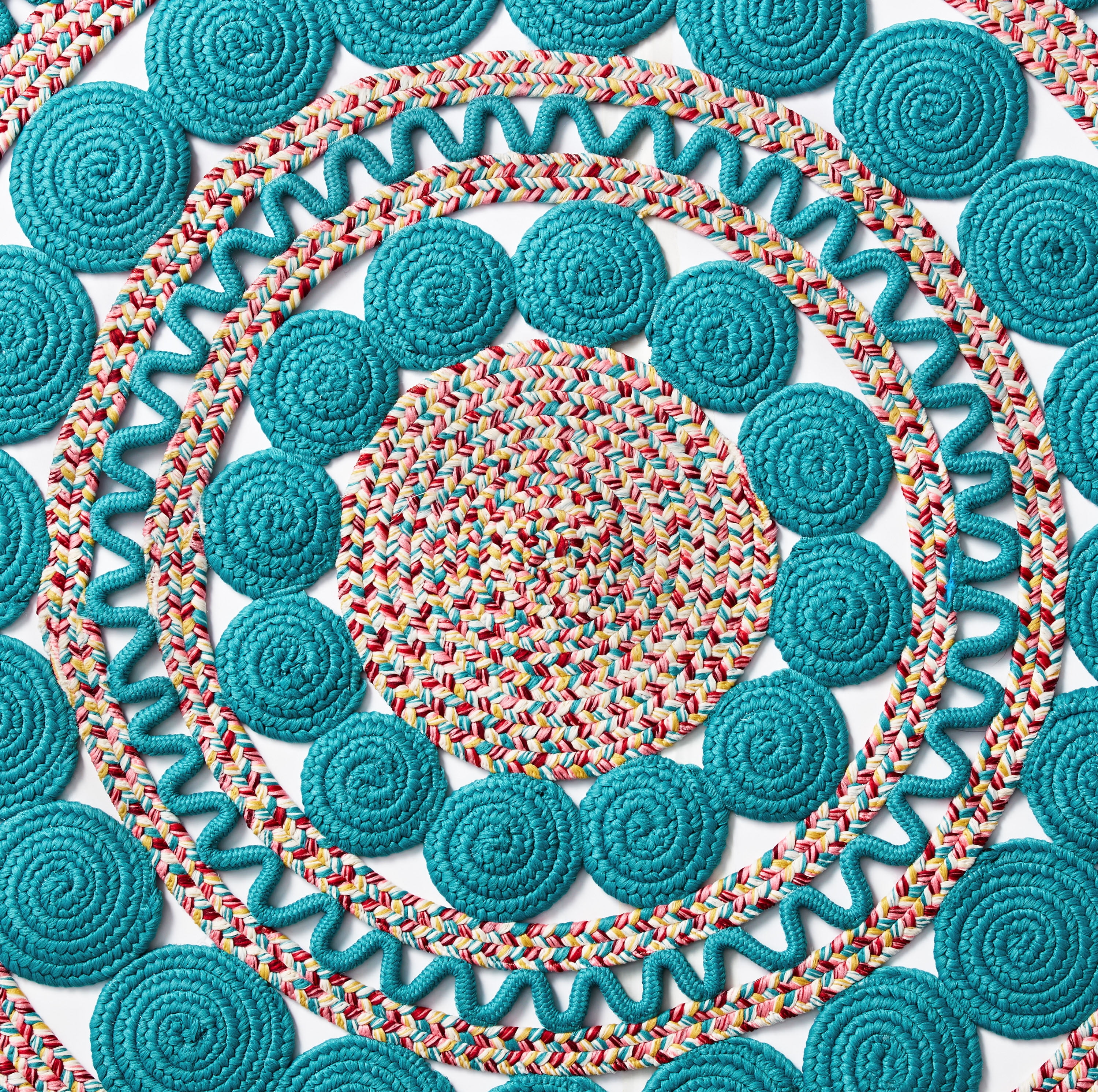 The Pioneer Woman Braided Floral Round Rug, 48"