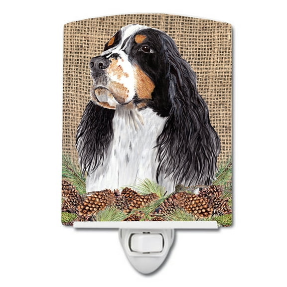 Caroline's Treasures SC9048CNL Springer Spaniel Faux Burlap and Pine cones Ceramic Night Light, 6x4x3", multicolor
