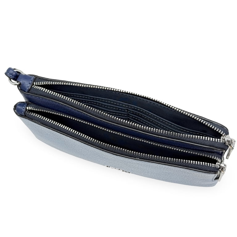 Small Black Leather Coach Wristlet | Mercari Coach Pebbled Leather Wristlet in Blu and Black display picture 1