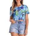 thumbnail image 1 of Top impreso con hojas Inspire Chic para mujer, cuello redondo, semi-translúcido, crop, color azul, 1 of 5