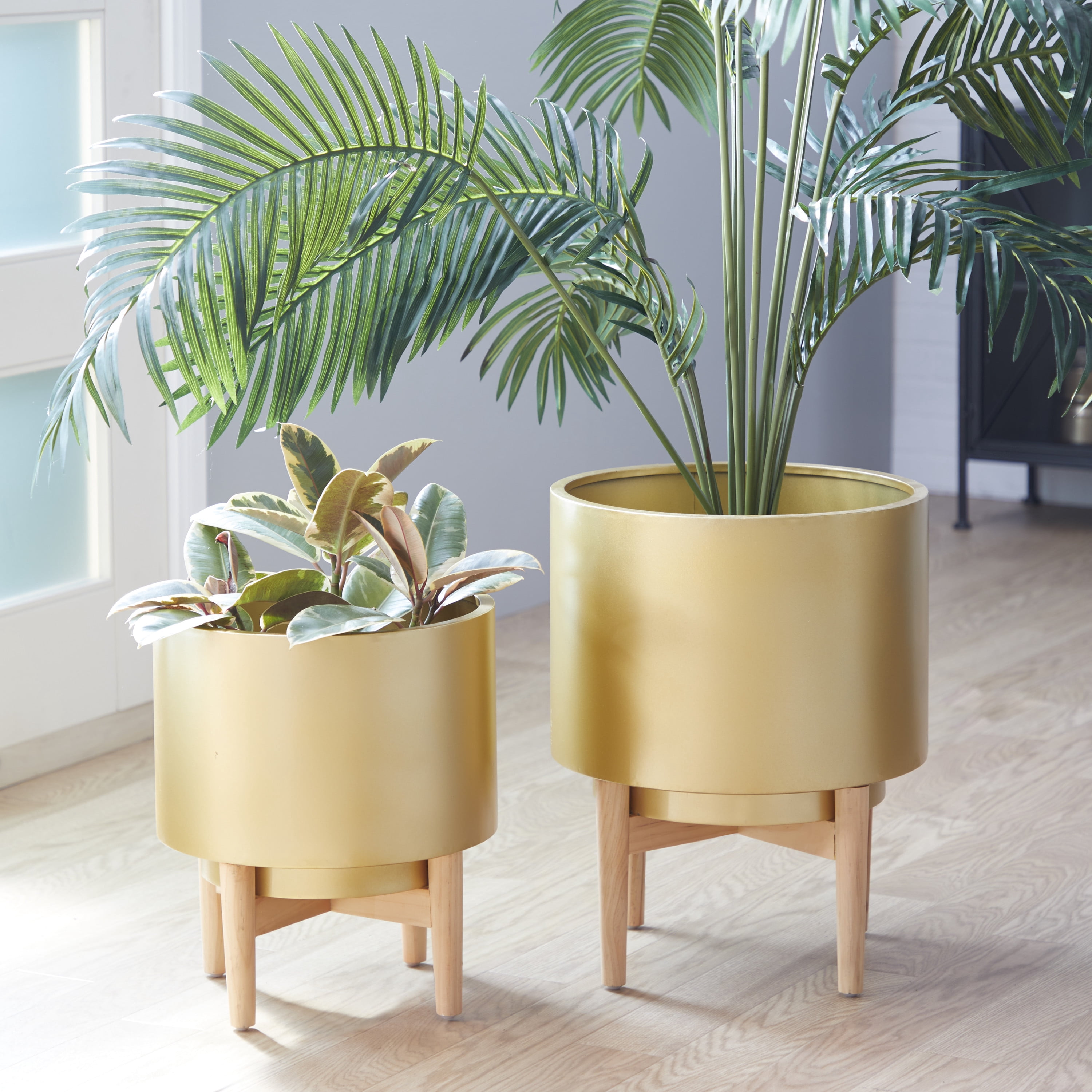 CosmoLiving by Cosmopolitan Gold Metal Planter (2 Count)