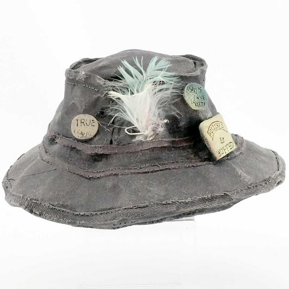 2.75In Hat Paperweight, Polyresin, Feather Pins 46584