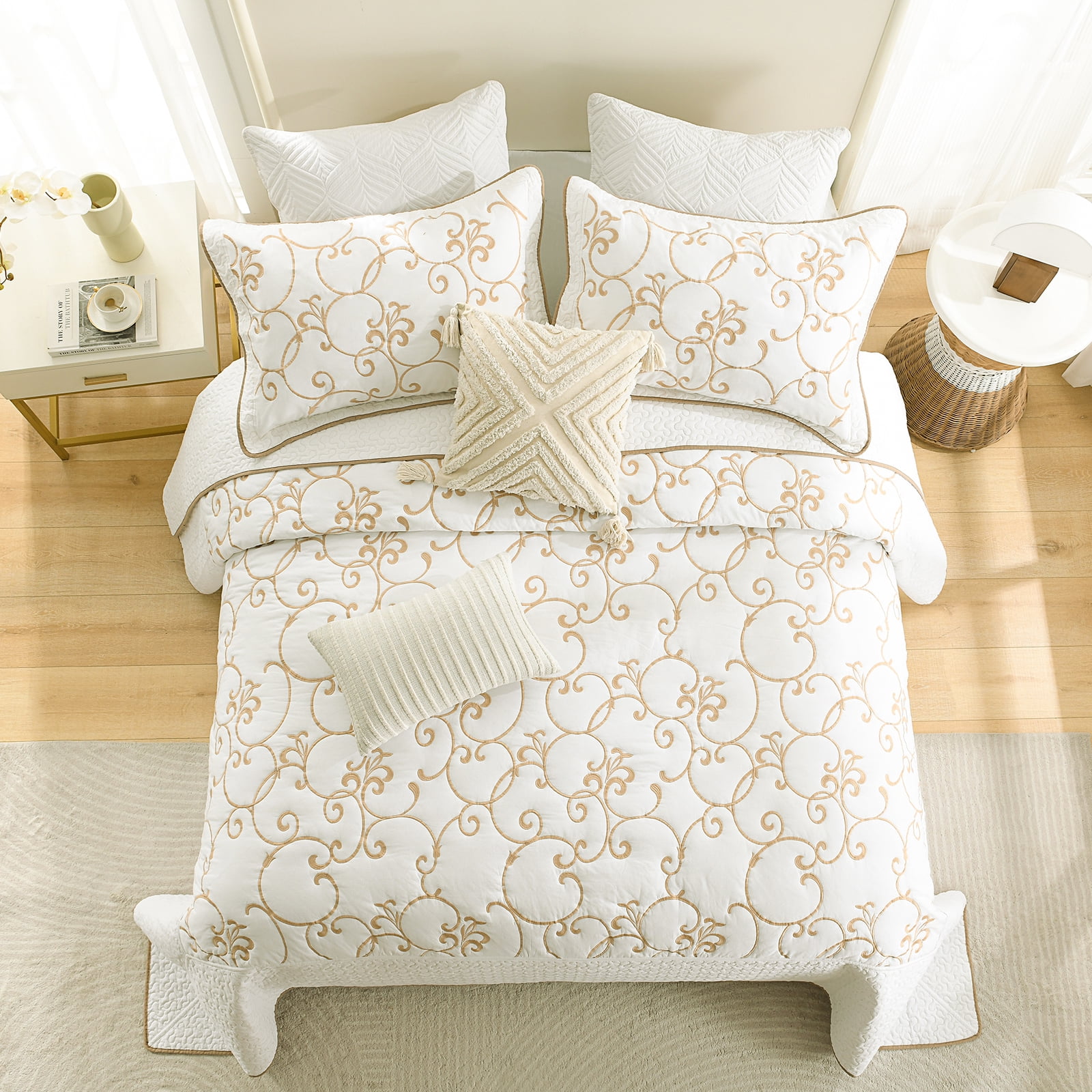 DUOHONG King Bedspread 120"W x 120"L - 100% Cotton Reversible Lightweight Oversized Quilt with 2 Pillow Shams, Beige/White