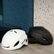 thumbnail image 5 of Sonducket Casco de bicicleta Cascos de ciclismo ajustables Sombrero unisex Seguridad Mujeres Ligero al aire libre para adultos Senderismo Equipo Ciclismo Blanco, 5 of 6