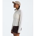 thumbnail image 2 of Sudadera con capucha THE NORTH FACE Adventure Sun para mujer, color blanco Dune, talla L, 2 of 8