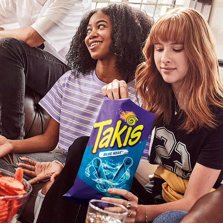 Takis Fuego Rolled Spicy Tortilla Chips, Hot Chili Pepper Lime Flavored Hot  Chips, 17 Ounce Fiesta Size Bag 17 oz