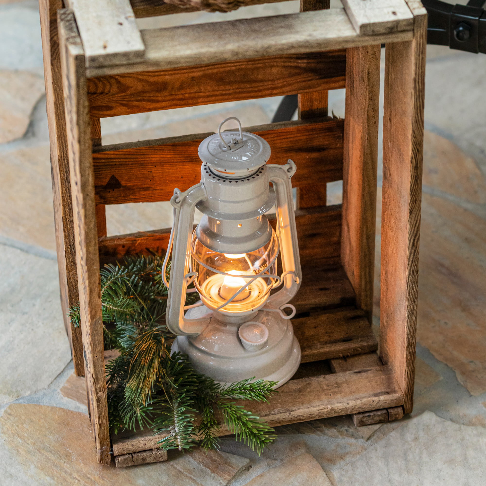  Feuerhand Outdoor Kerosene Fuel Lantern, Baby Special 276  Galvanized Hurricane Lamp for Camping or Patio, 10 Inches, Unpainted :  Tools & Home Improvement