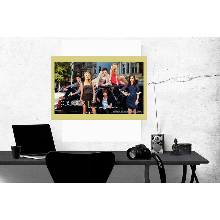 AB Posters Gossip Girl Poster 11inx17in Mini Poster 11x17 poster Color  Category: Multi, Unframed, Ages: Adults 