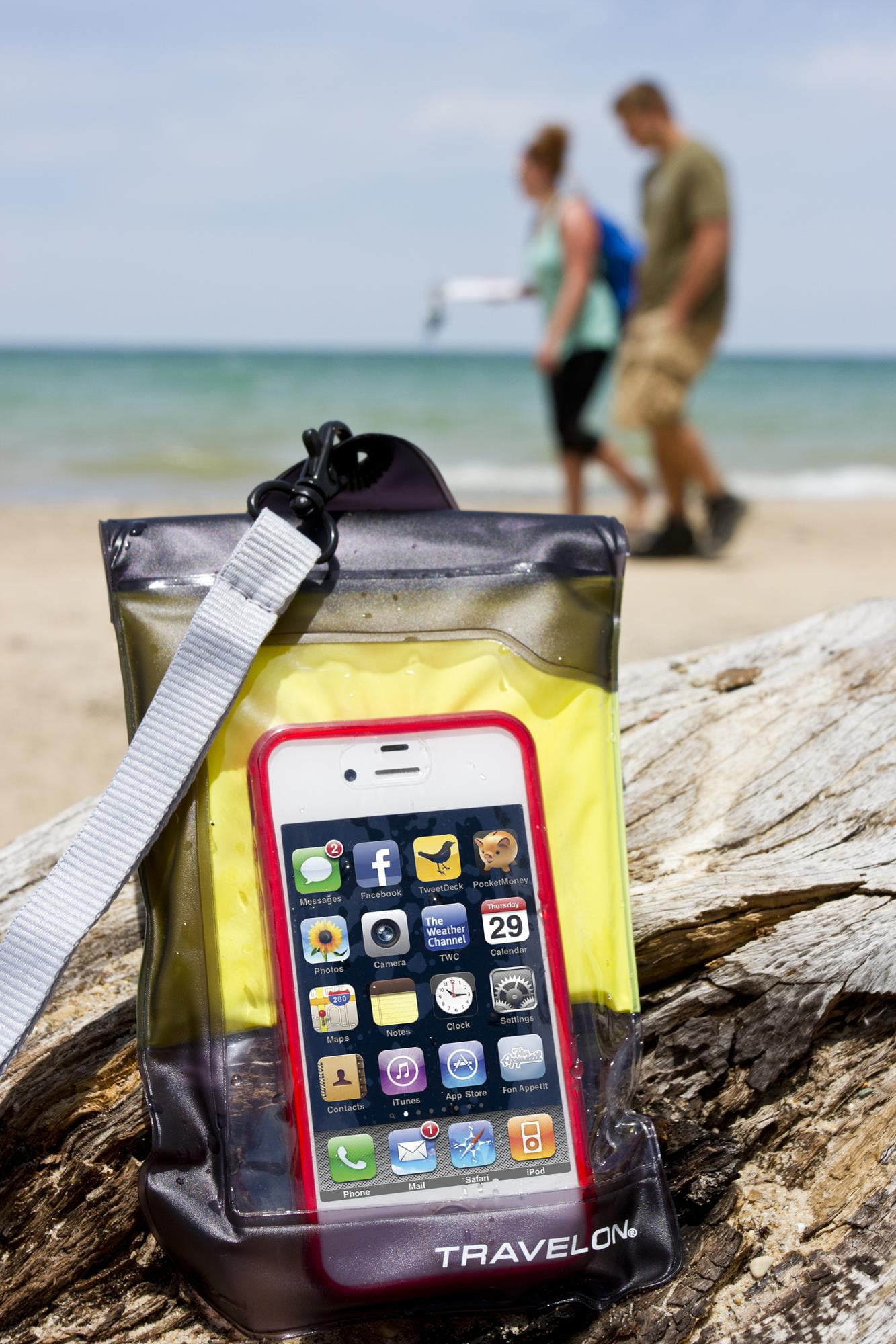 Are travelon bags waterproof