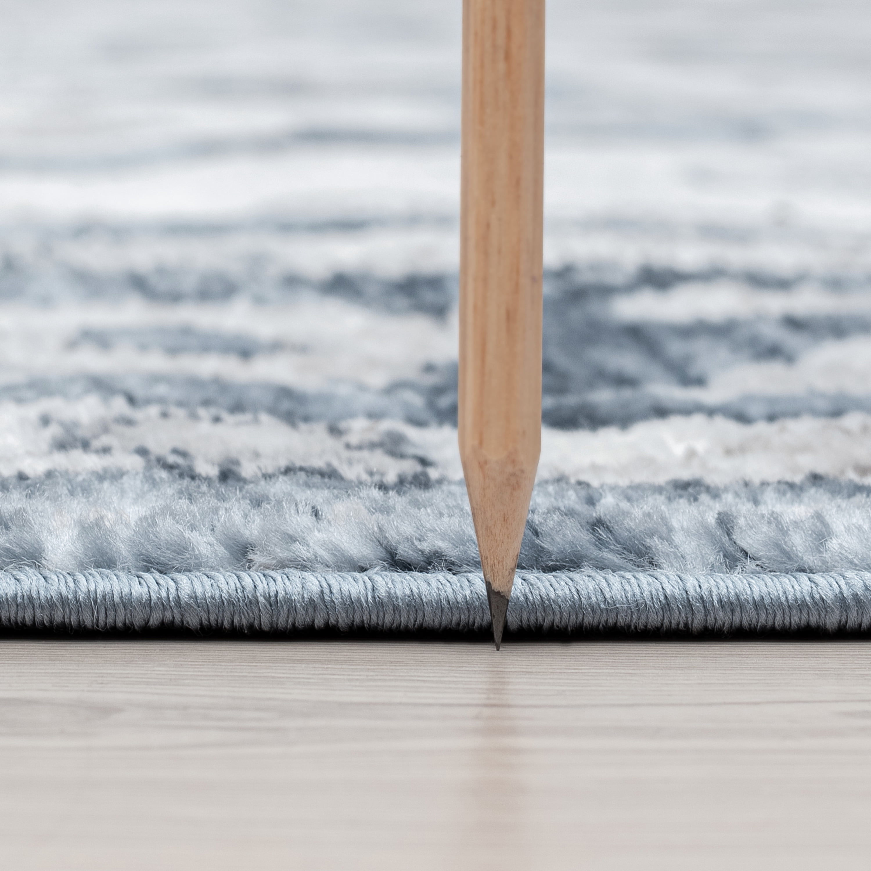 Traditional 2x8 Area Rug (2'3'' x 7'3'') Medallion Blue, White Indoor Runner Easy to Clean