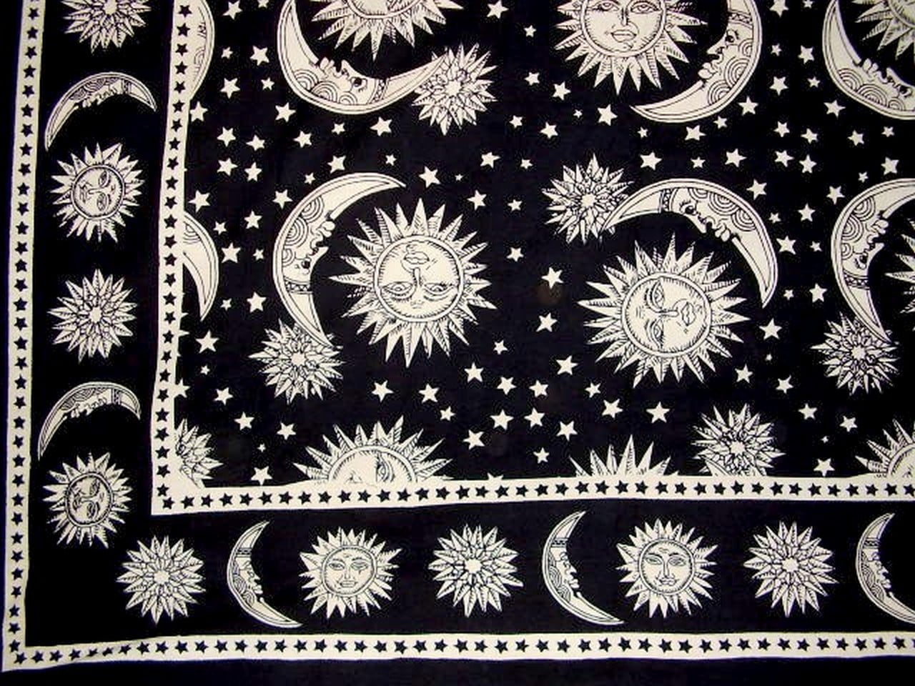 Celestial Print Tapestry Cotton Bedspread 108" x 88" FullQueen Black