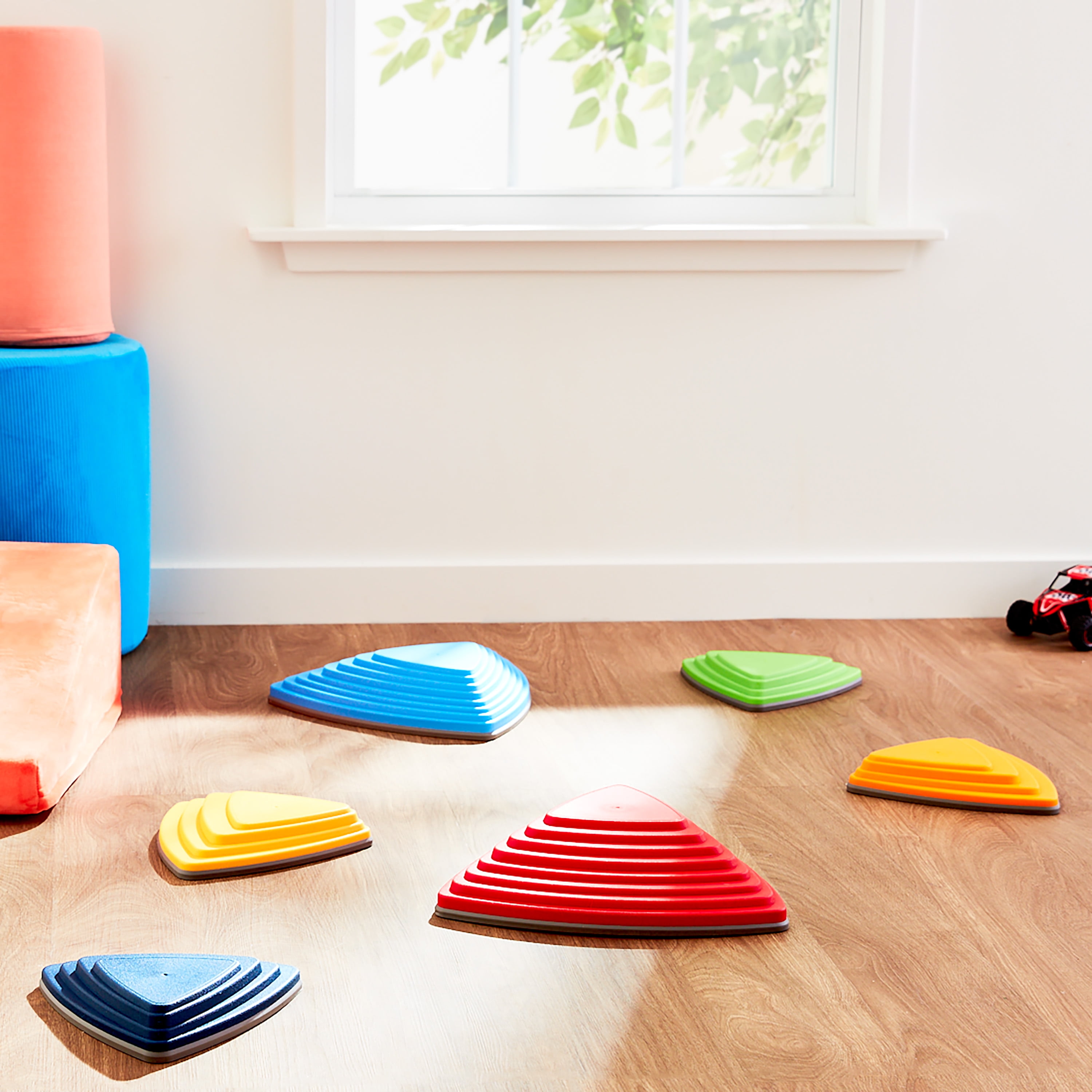 Play Day Stepping Stones, NonSlip , 6 Balance Stone Pieces, Baby and Toddler Toys  (图2)