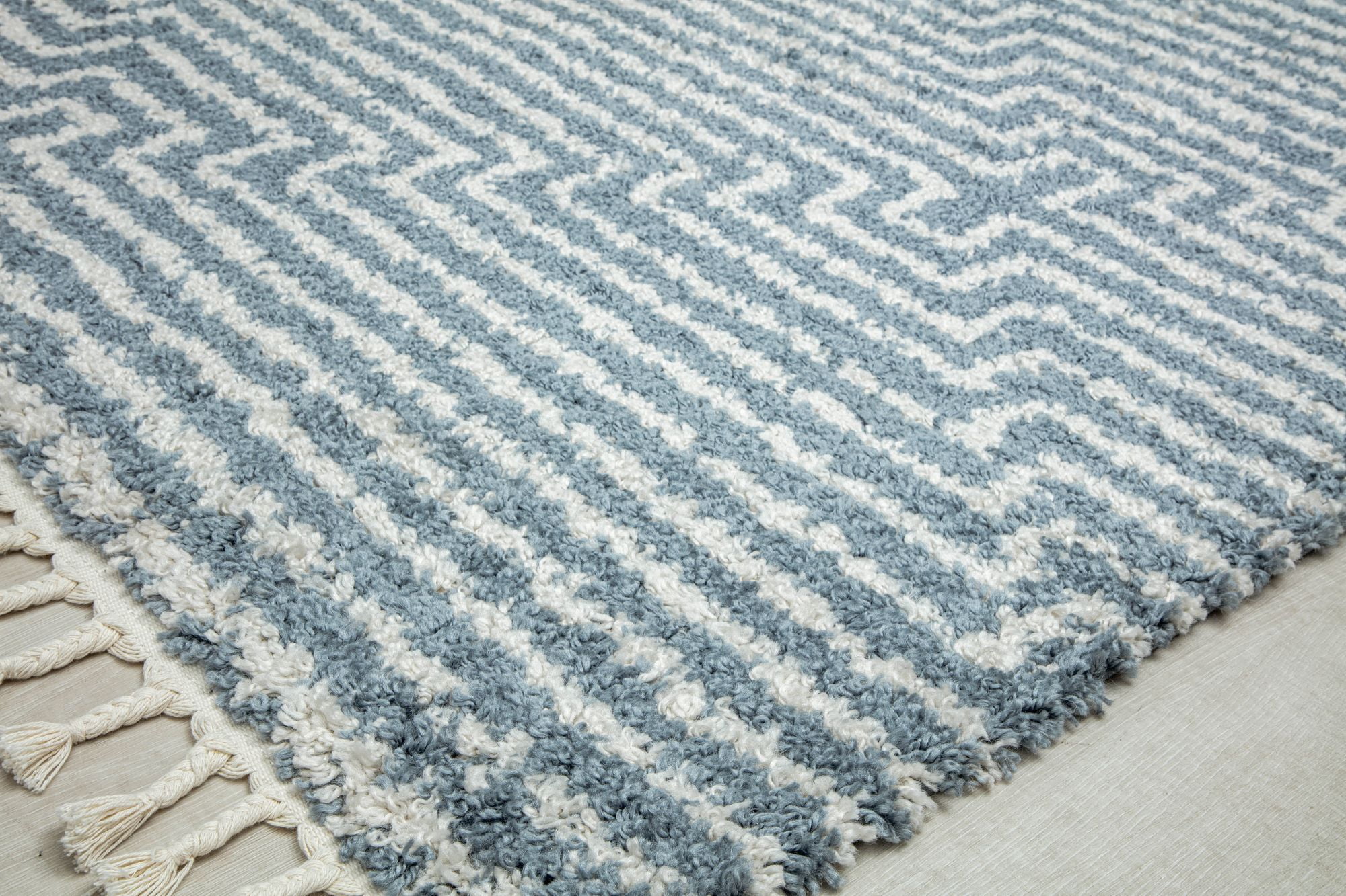 Rugs America BT20C Mellow Whisper Stripe/Diamond Modern Blue Area Rug, 2'6" x 4'