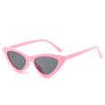 thumbnail image 1 of sombras gafas de sol para las mujeres gafas de moda gafas con estilo retro hip-hop pequeño ojo de gato clásico triángulo gafas fresco, 1 of 4