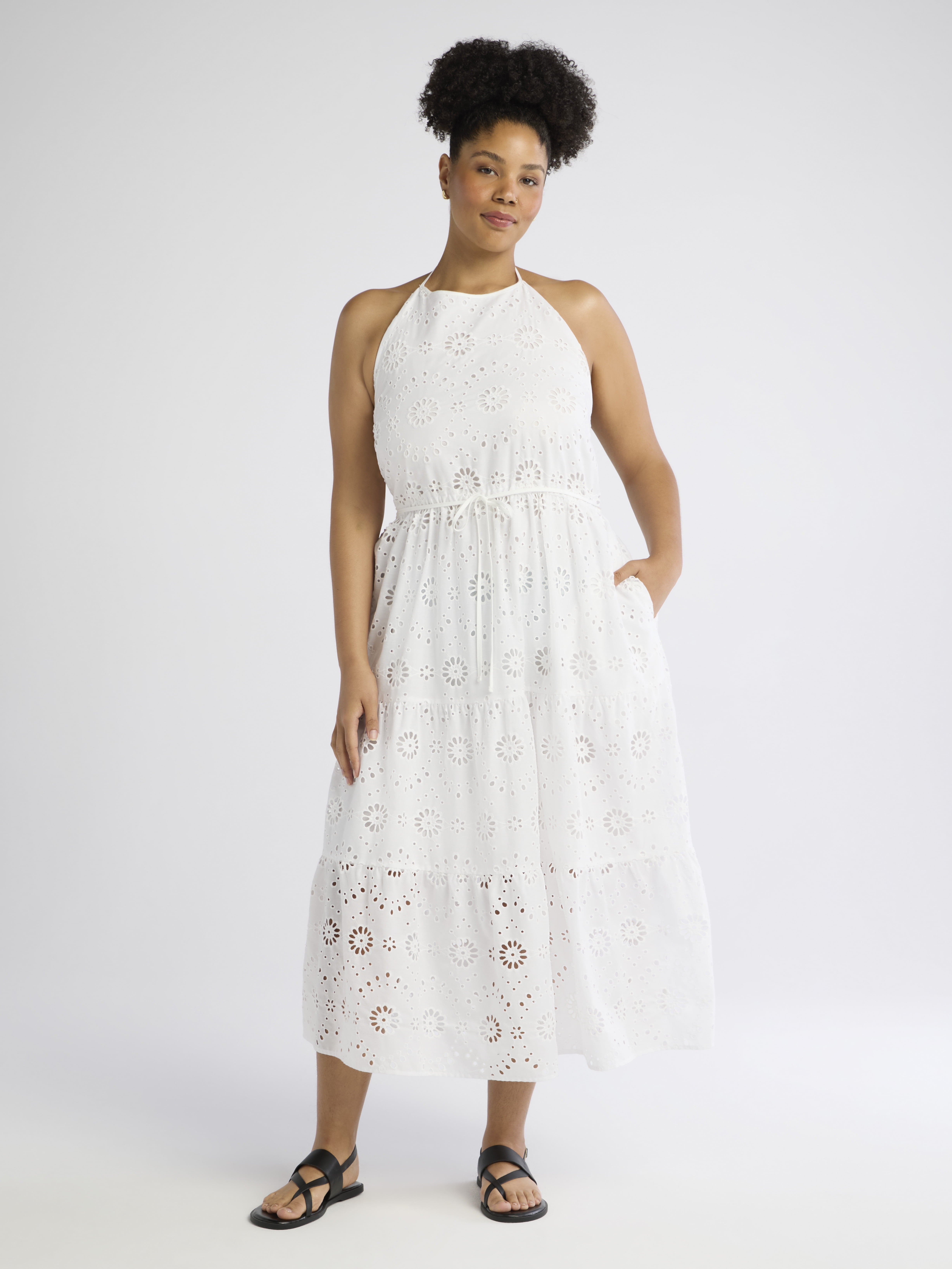 Time and Tru Women's Eyelet Halter Dress, Sizes XS-XXXL.