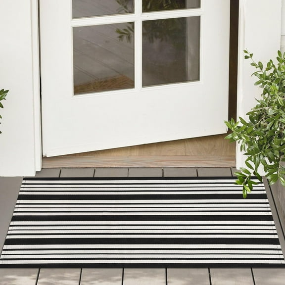 Area Rug Striped Front Door Rug Cotton Washable Indoor Outdoor Rug Doormats Outdoor Small Striped Rugs for Kitchen Entryway Patio Front Porch Decor