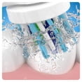 thumbnail image 3 of Cabezales de repuesto para cepillos de dientes eléctricos, 3 unidades, Oral-B, 3 of 6