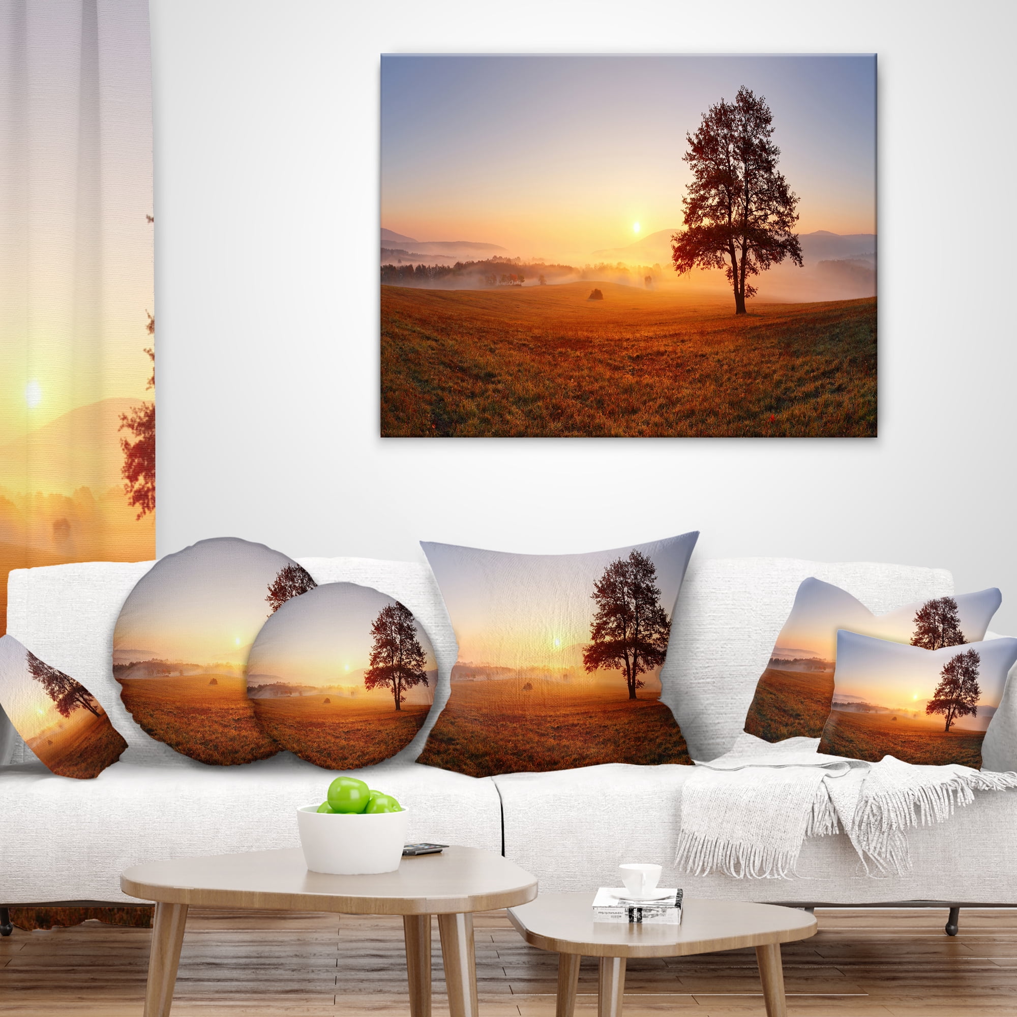 Designart Lonely Tree at Sunset - Landscape Photography Throw Pillow - 18x18
