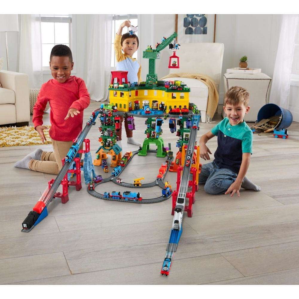 thomas tank super station