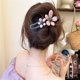 thumbnail image 4 of Pinzas para el pelo xinyu pico de pato estilo retro con flores 3 unidades antideslizantes, 4 of 7