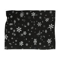 CuiLiyq Winter Snowflakes Black Fleece Blanket, Lightweight Soft Christmas Throw Blanket, for Couch Bed Camping Travel Soft Cozy Blanket (39.4" x 27.6")
