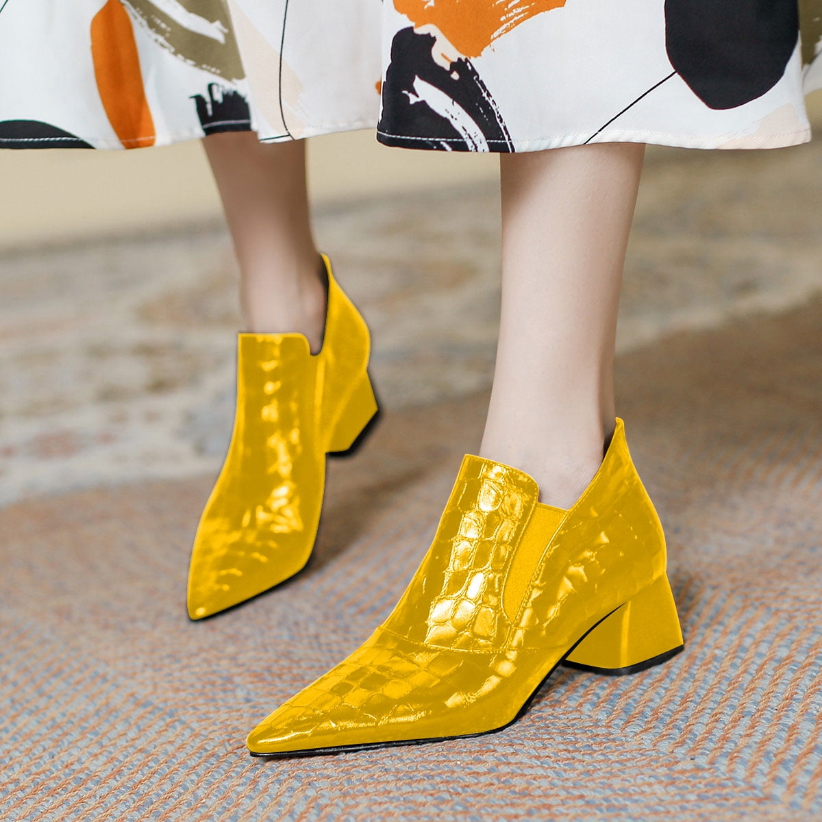 YELLO LOW HEEL SHORT BOOTS
