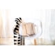 thumbnail image 2 of Bolso de hombro con cadena acolchada Montana West, blanco, 2 of 6