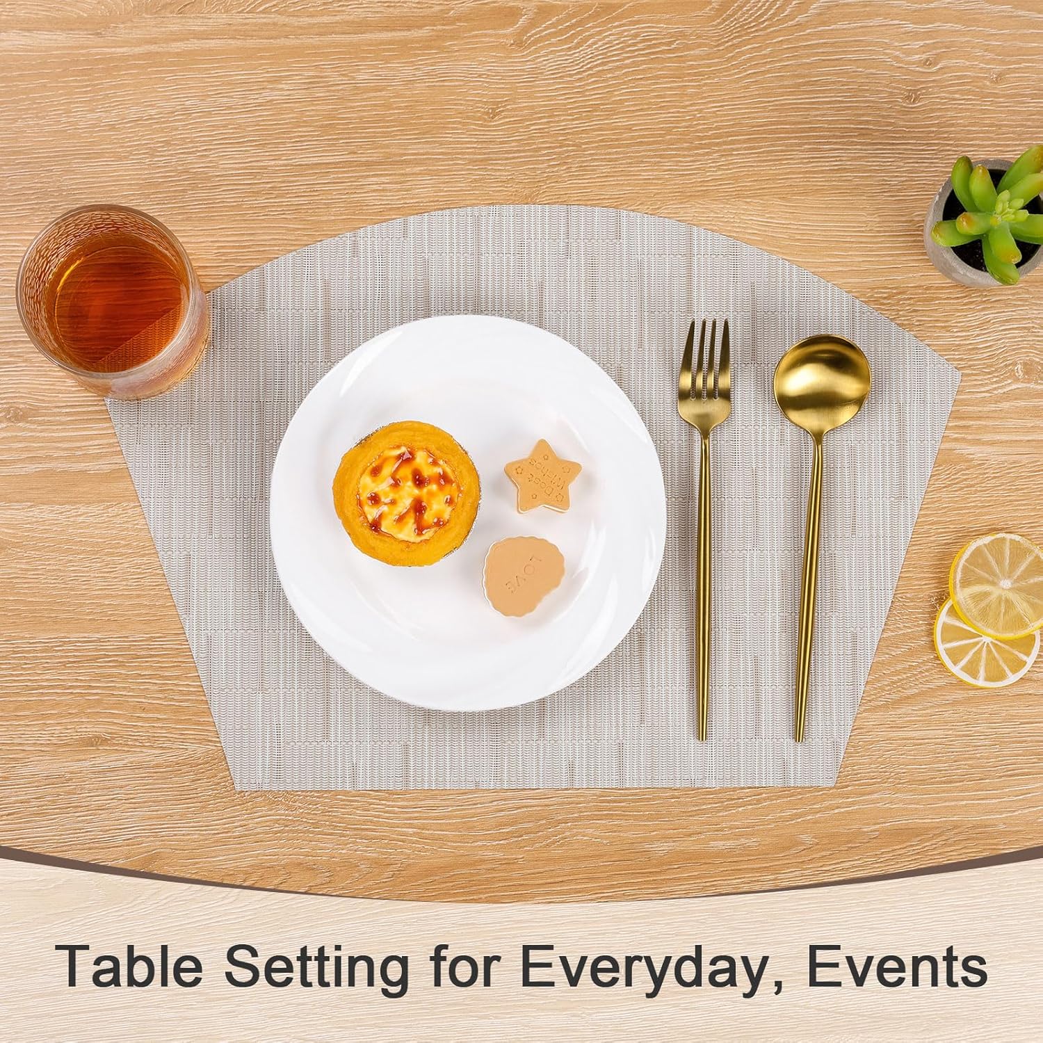 Round Table Placemats Set of 4 Wedge Shape Placemat Woven Vinyl Place Mats Heat Resistant Wipe Clean Dining Table Mats Home Table Decor (4, Tan)