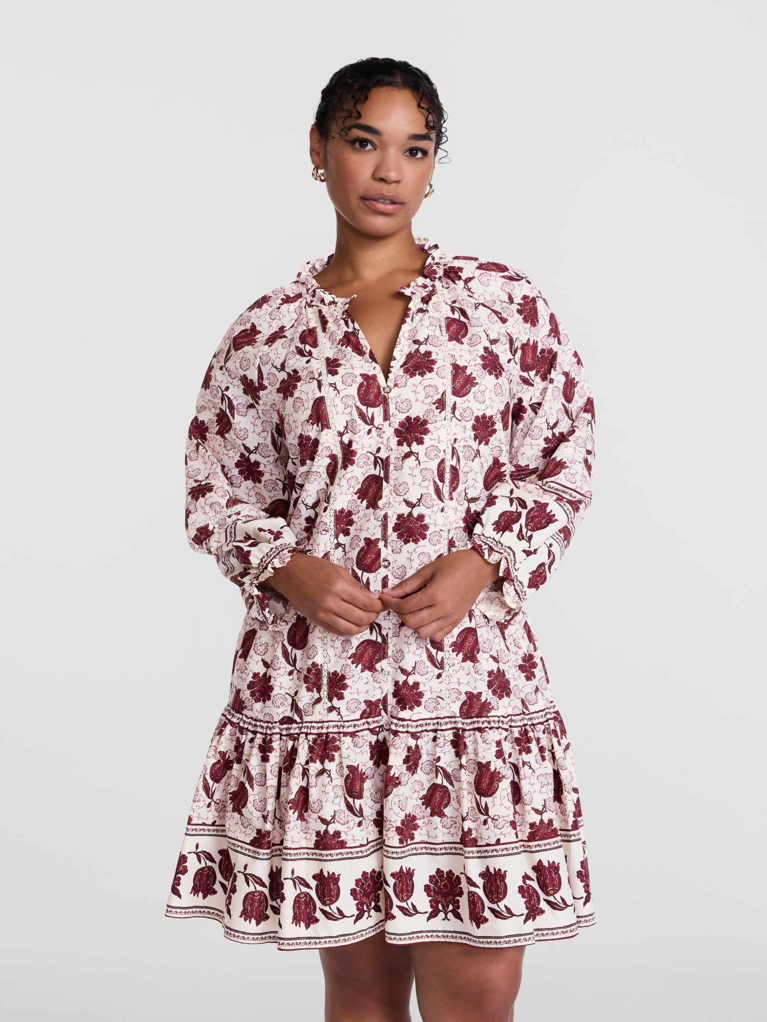 Scenario Women's and Women's Plus Tiered Hem Dress with Long Sleeves, Sizes XS-4X