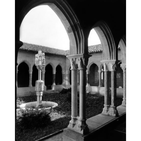 The Cloisters History (18 x 24)