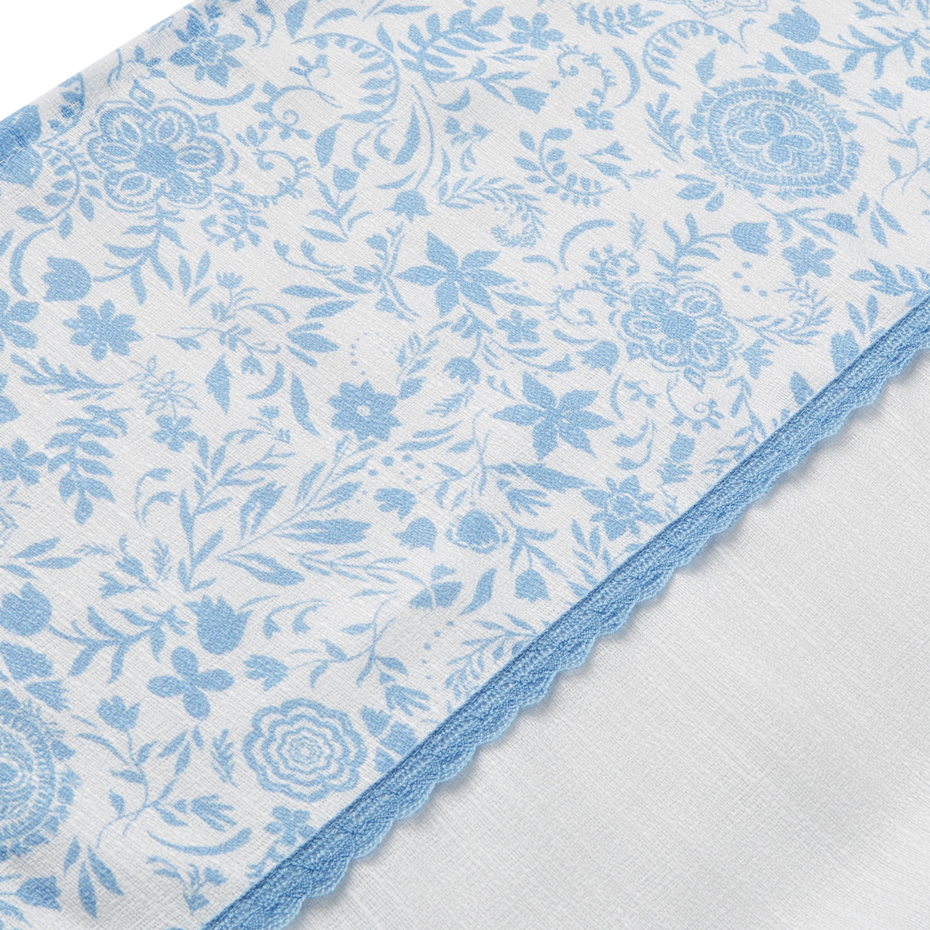The Pioneer Woman Flowering Frontier Fabric Tablecloth, Multi-color, 60" W x 84" L