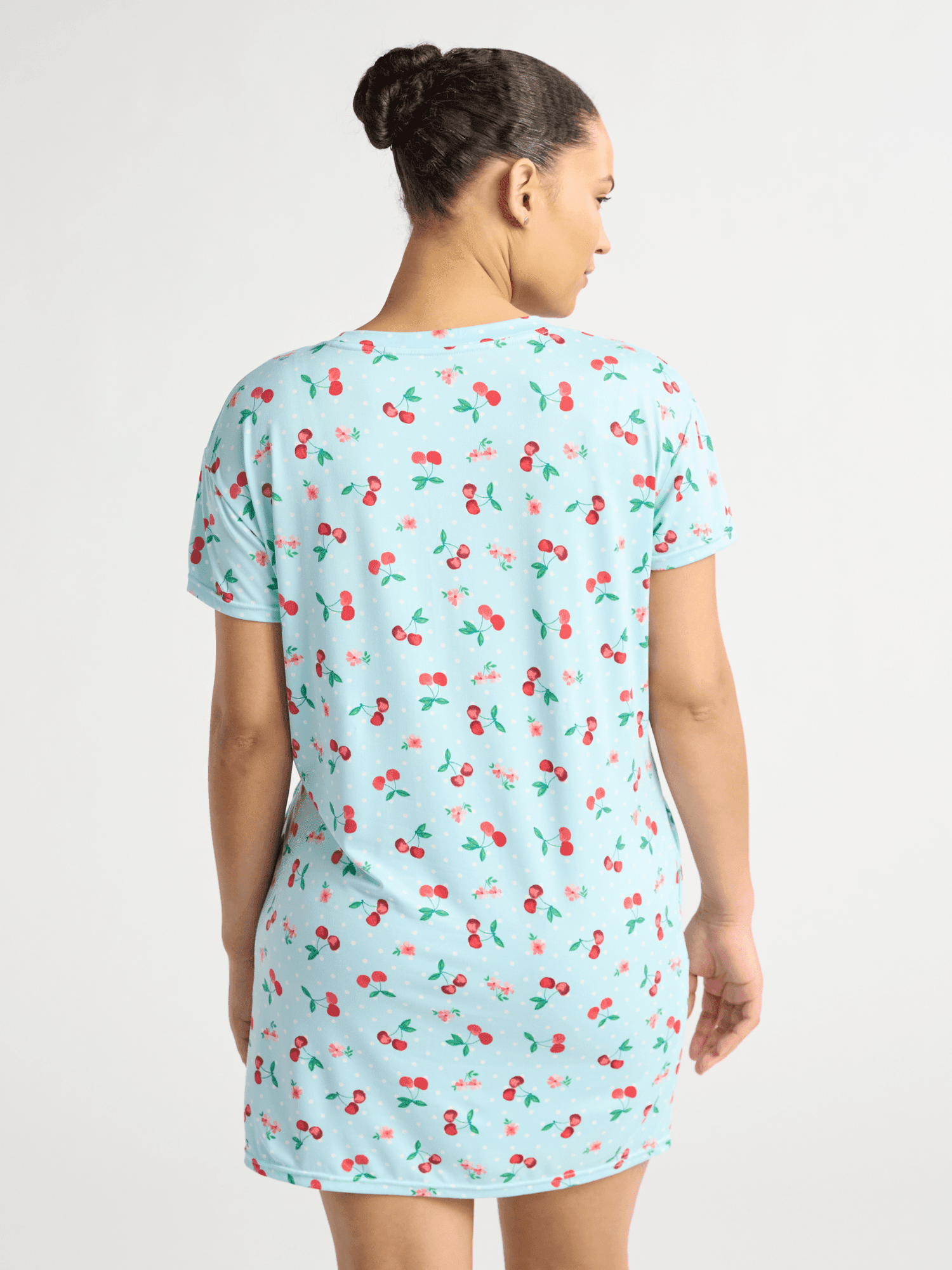 Joyspun Women's Dreamy Soft Collection Sleepshirt with Short Sleeves, Sizes S/M-2X/3X
