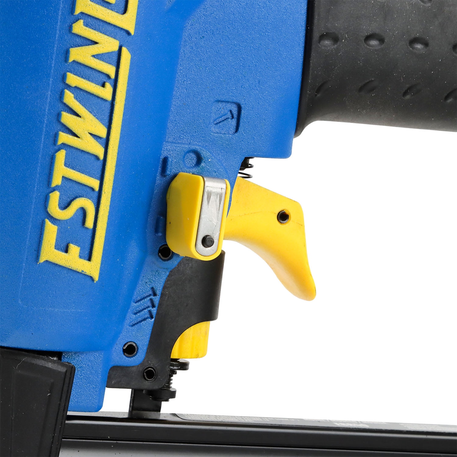 Estwing EBR50 Pneumatic 18-Gauge 2" Brad Nailer with Metal Belt Hook, 1/4" Swivel Fitting and Bag