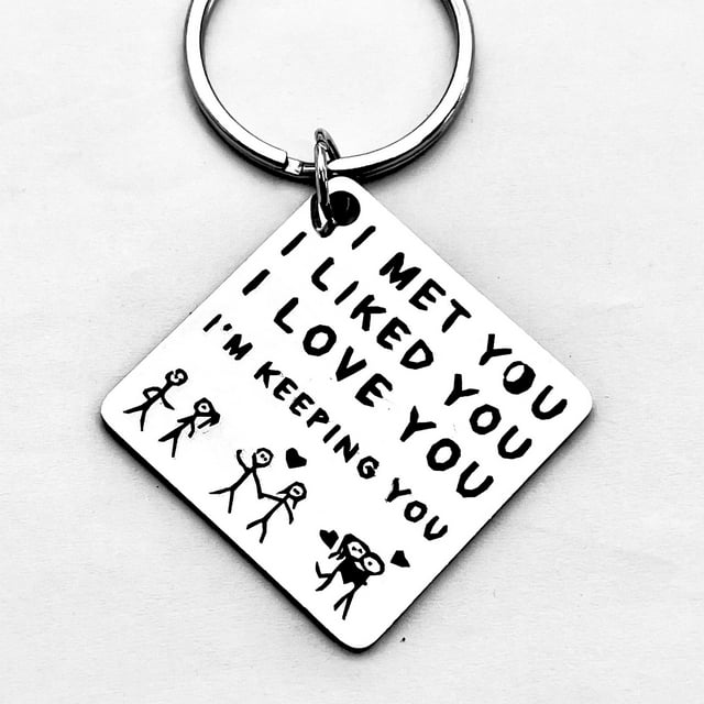 Engraved Keychain Gift, Usavan Stainless Steel Personalized Engraved Keychain, Romantic Hand-Drawn Heart Design Metal Keychain for Lover Friend Anniversary