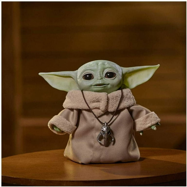 ベビーヨーダ Hasbro's Star Wars: The Child Baby Yoda Animatronic Toy
