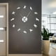 thumbnail image 4 of Reloj de pared DIY con adhesivo acrílico 3D sin marco, reloj decorativo para el hogar y la oficina. Plata, 4 of 9