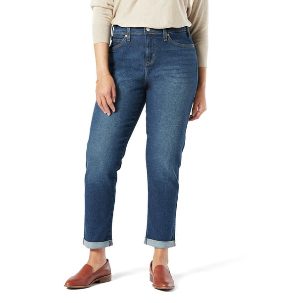 Signature by Levi Strauss & Co.™ Women's Mid Rise Slim Fit Boyfriend Jeans  