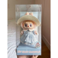 thumbnail image 1 of 2025 en Stock figura de Anime caliente Labubu tiene un asiento serie PVC colgante muñeca modelo monstruo réplica llavero chico juguetes regalos de cumpleaños, 1 of 5