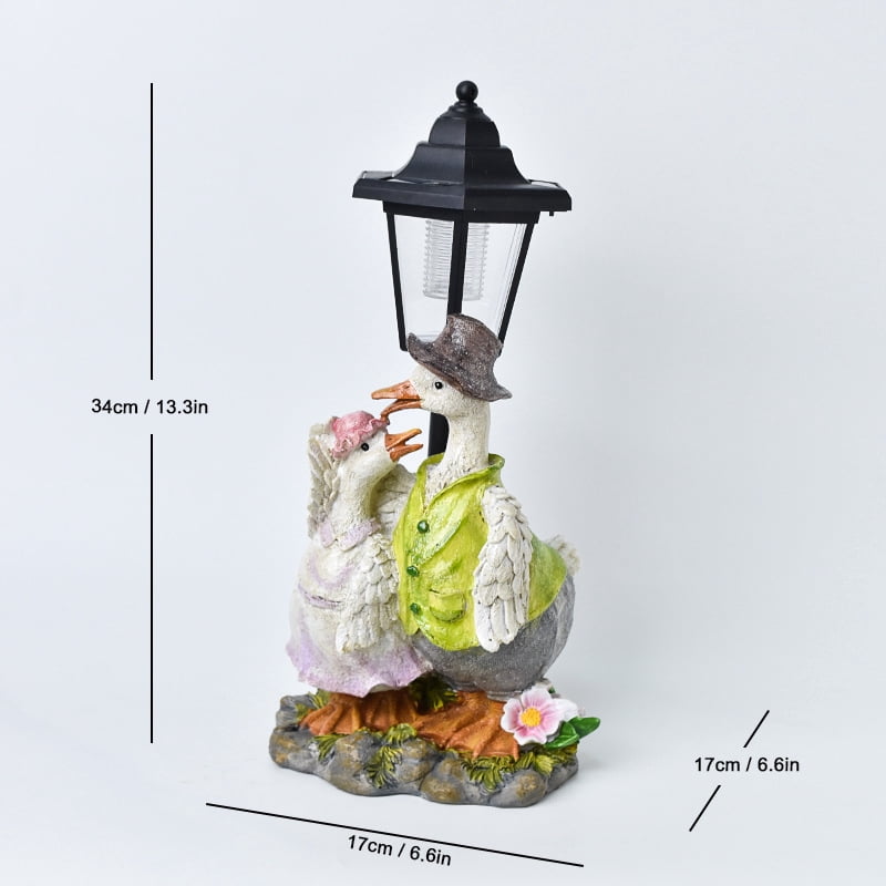 Tarmeek Solar Duck Couple Garden Statue with Flower Pot, Handcrafted Resin Outdoor Yard Art, Weatherproof Patio Lawn Ornament for Porch, Backyard, Balcony, Housewarming Gift for Women Mom