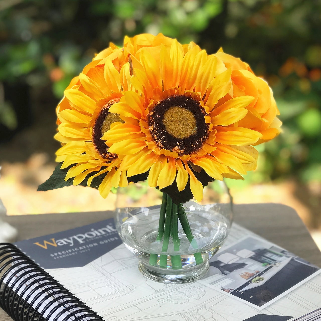 Enova Home Sunflower and Rose Mixed Silk Flower in Clear Glass Vase