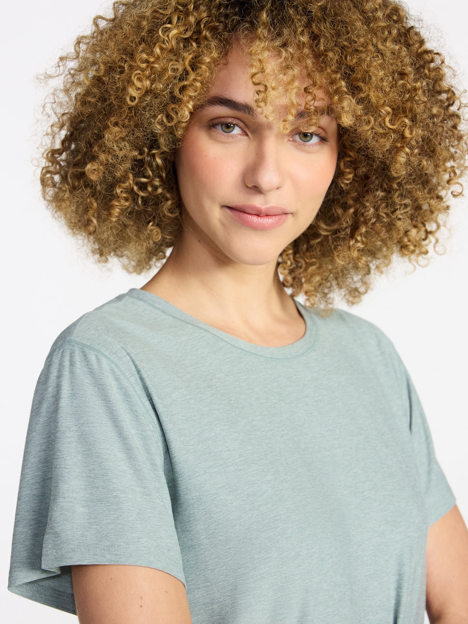 Athletic Works Women's and Women's Plus Relaxed ButterCore Tee with Short Sleeves, Sizes XS-4X