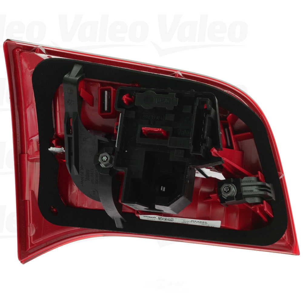 Valeo 43332 2006-2008 Audi A6 Quattro Reversing Lamp LED R