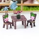 thumbnail image 4 of Juego de sillas de mesa artesanales CUTICAT de resina multicolor, 4 of 7